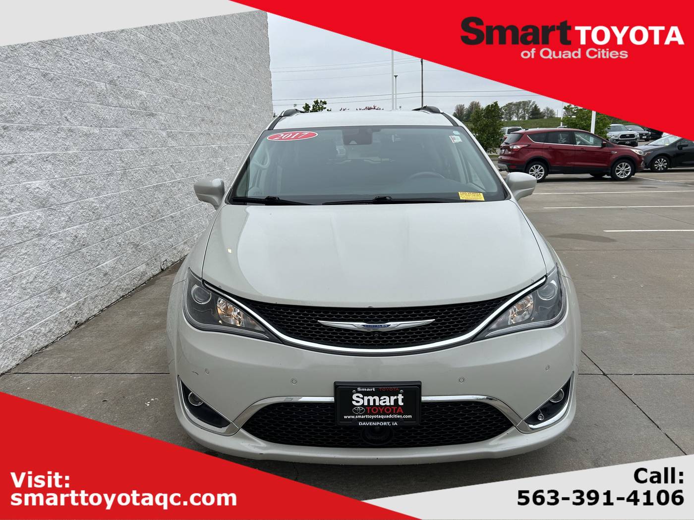 2017 Chrysler Pacifica Touring L Plus — Minivan — 81,306 mi — Davenport, IA