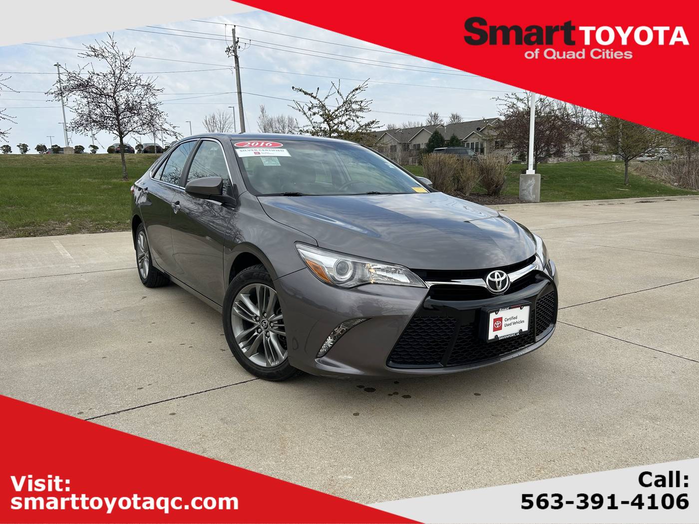 2016 Toyota Camry SE — Sedan — 19,286 mi — Davenport, IA