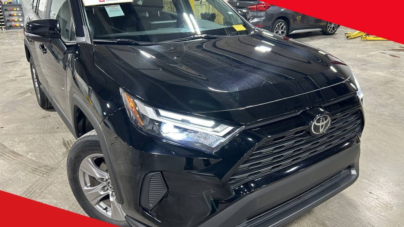 2023 Toyota RAV4 XLE — SUV — 53,957 mi — Davenport, IA