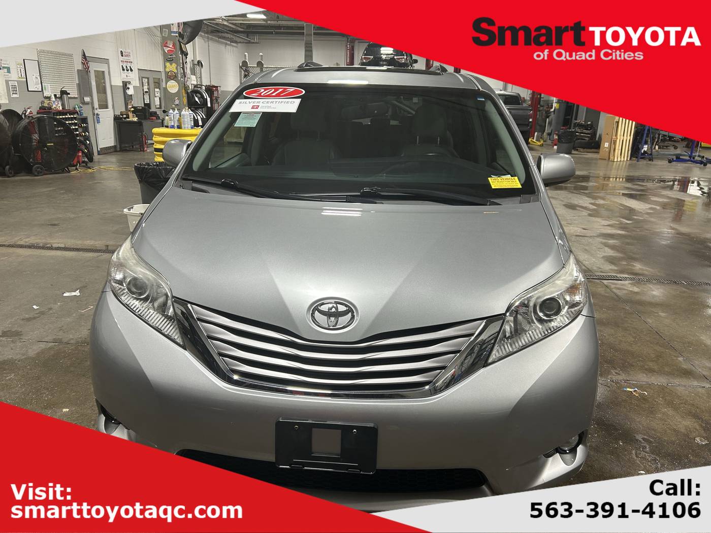 2017 Toyota Sienna XLE Premium — Minivan — 104,716 mi — Davenport, IA
