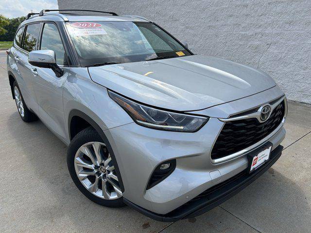 2021 Toyota Highlander Limited — SUV — 24,284 mi — Davenport, IA