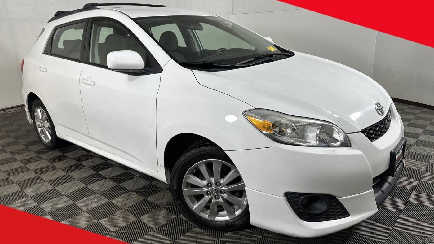 2010 Toyota Matrix Base — Wagon — 141,499 mi — Davenport, IA