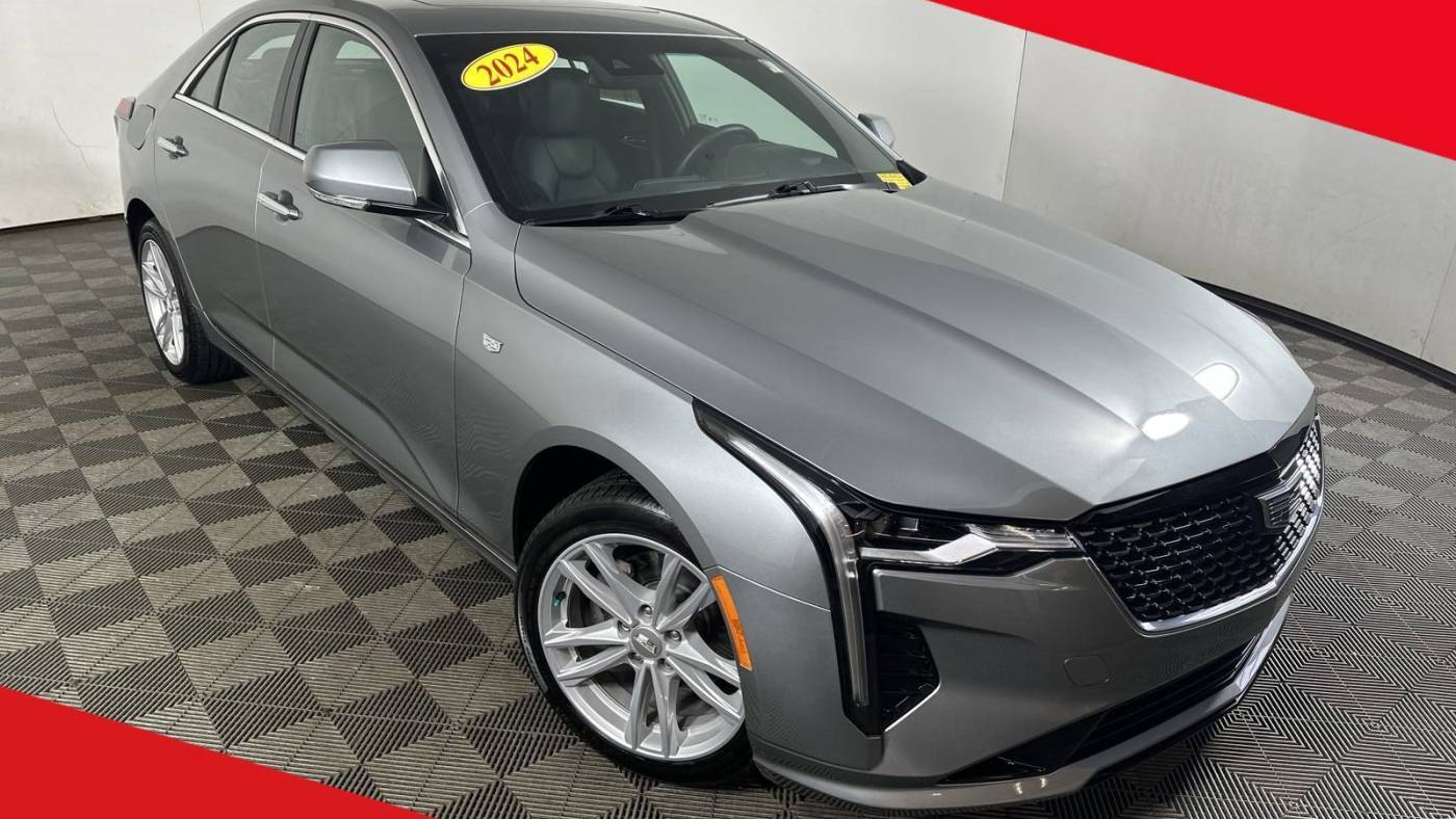 2024 Cadillac CT4 Luxury — Sedan — 2,830 mi — Davenport, IA