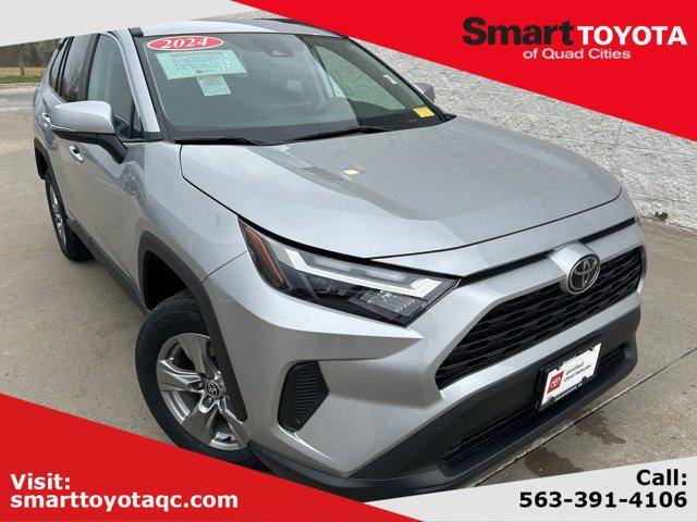 2024 Toyota RAV4 XLE — SUV — 30,067 mi — Davenport, IA