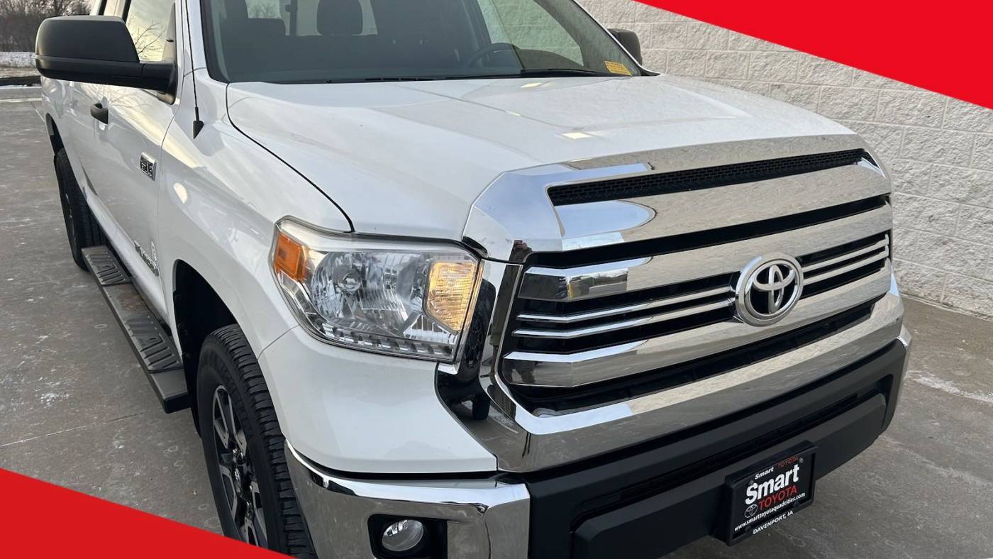2017 Toyota Tundra SR5 — Pickup Truck — 160,369 mi — Davenport, IA