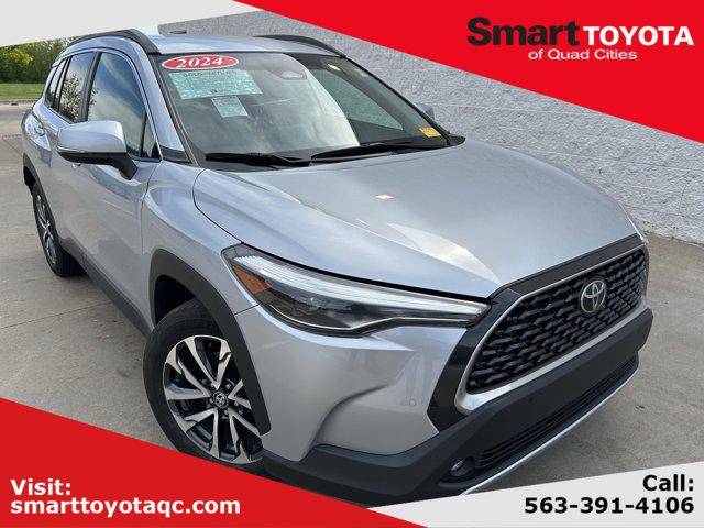 2024 Toyota Corolla Cross XLE — SUV — 36,570 mi — Davenport, IA