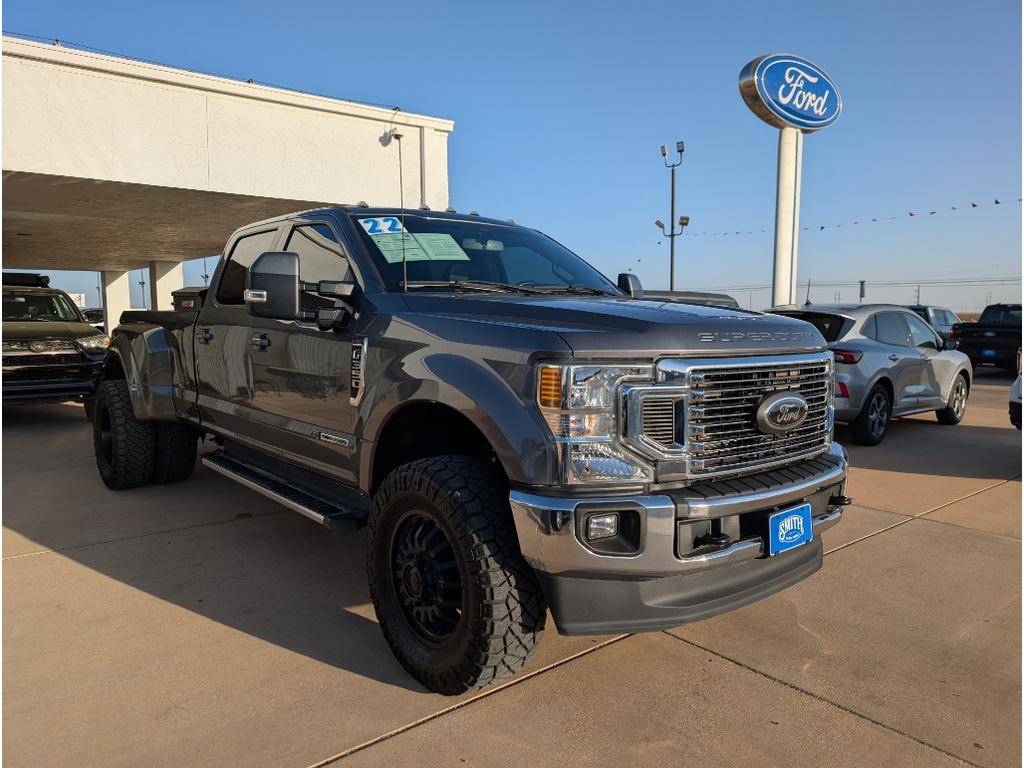 2022 Ford Super Duty F-350 LARIAT — Pickup Truck — 33,487 mi — Levelland, TX