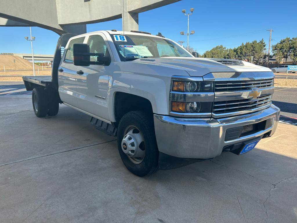 2018 Chevrolet Silverado 3500HD Chassis Cab WT — Chassis Cab Truck — 129,819 mi — Levelland, TX