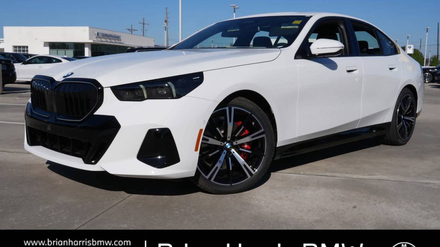 2025 BMW 5 Series 530i — Sedan — 4,589 mi — Baton Rouge, LA