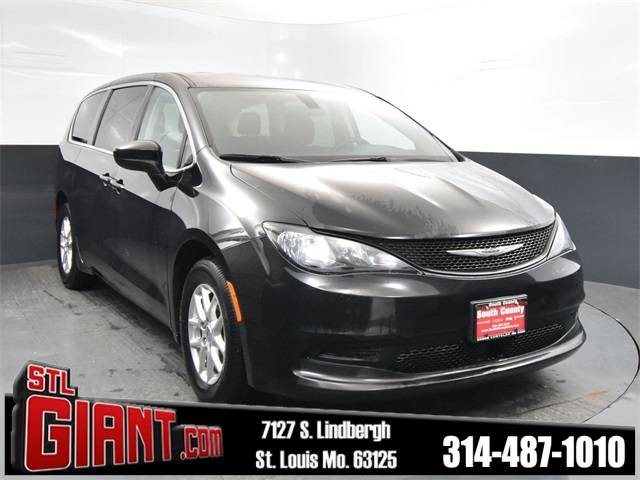 2022 Chrysler Voyager LX — Minivan — 72,227 mi — St. Louis, MO