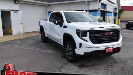 2022 GMC Sierra 1500 AT4 — Pickup Truck — 49,945 mi — St. Louis, MO