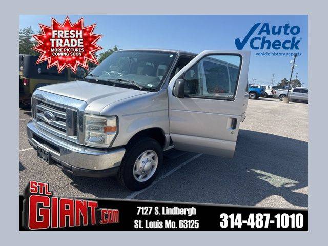 2012 Ford Econoline Wagon E-350 Super Duty XL