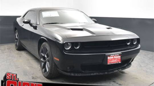 2022 Dodge Challenger SXT — Coupe — 49,983 mi — St. Louis, MO