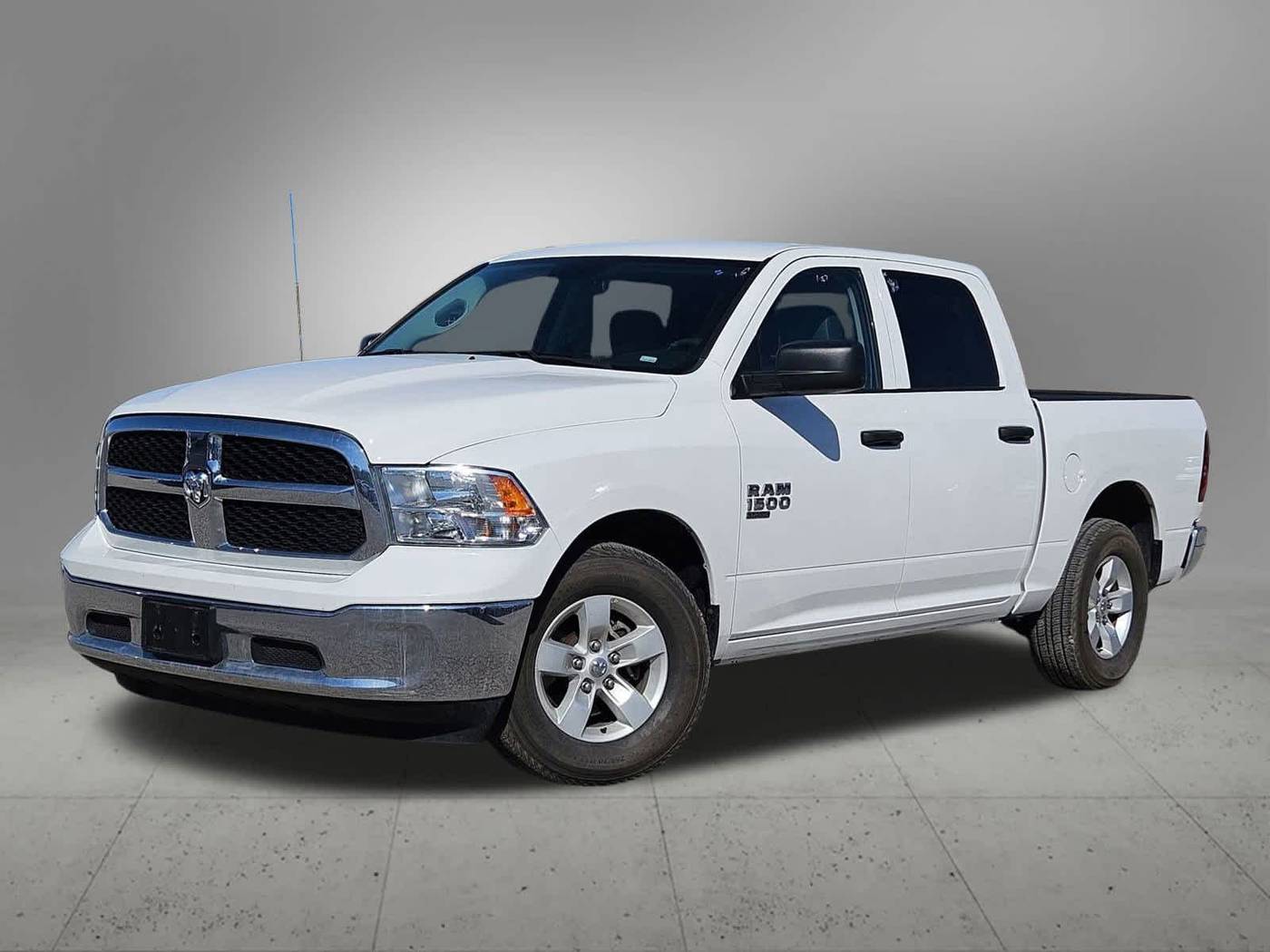 2022 Ram 1500 Classic SLT — Pickup Truck — 45,435 mi — Dallas, TX