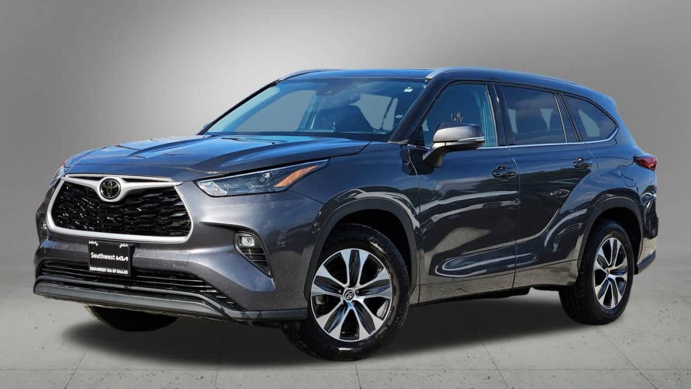 2022 Toyota Highlander XLE — SUV — 56,738 mi — Dallas, TX