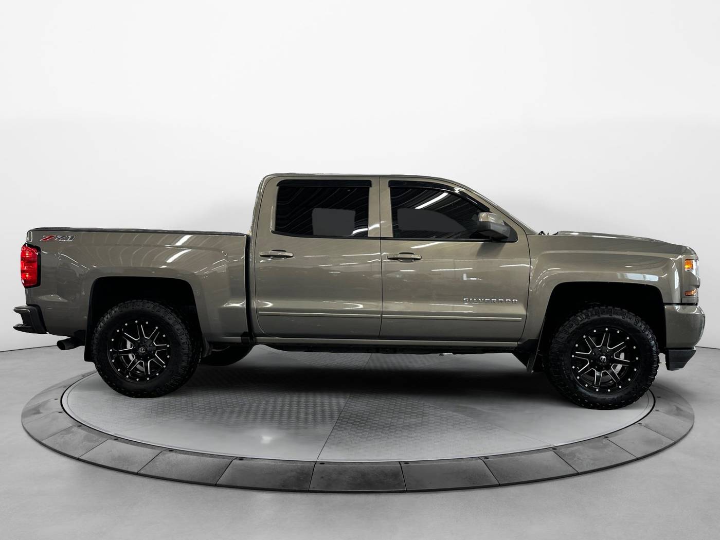 2017 Chevrolet Silverado 1500 LT — Pickup Truck — 113,345 mi — Bloomer, WI