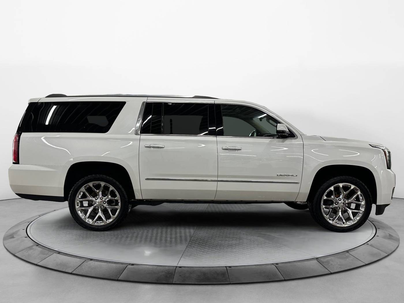 2020 GMC Yukon Denali — SUV — 82,242 mi — Bloomer, WI
