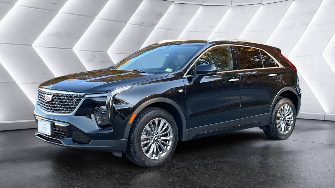 2024 Cadillac XT4 Premium Luxury — SUV — 1,922 mi — North Springfield, VT
