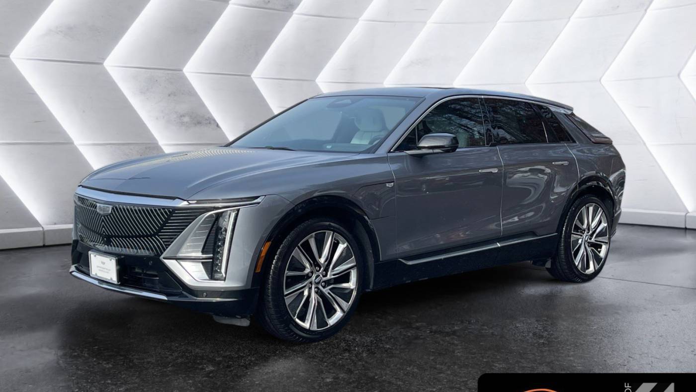 2023 Cadillac LYRIQ Luxury — SUV — 6,658 mi — North Springfield, VT