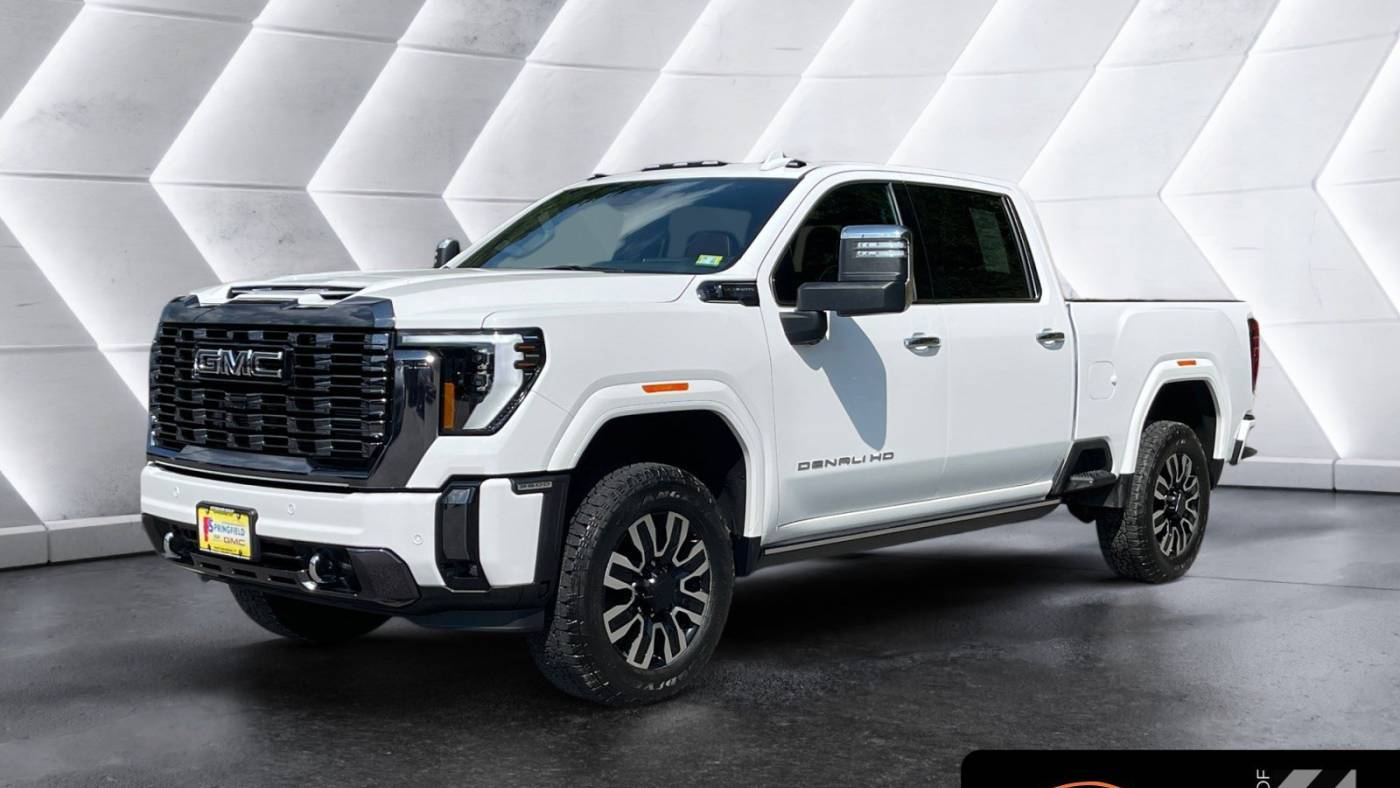 2024 GMC Sierra 3500HD Denali Ultimate — Pickup Truck — 21,818 mi — North Springfield, VT