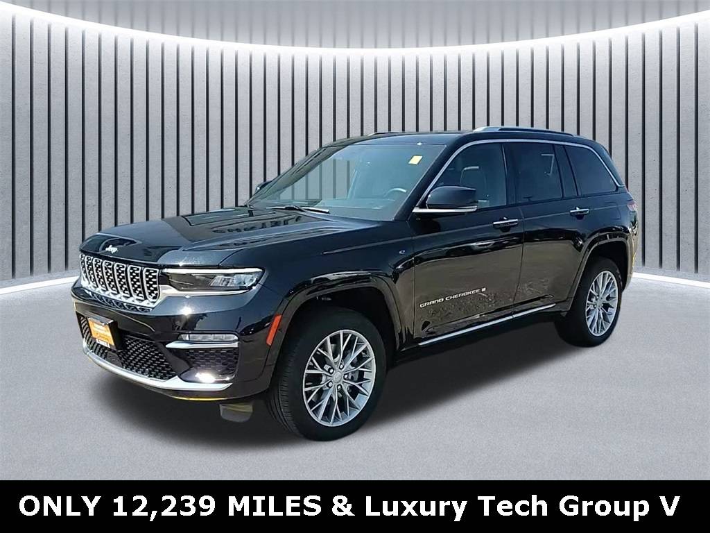 2022 Jeep Grand Cherokee Summit 4xe — SUV — 15,895 mi — St. Charles, IL