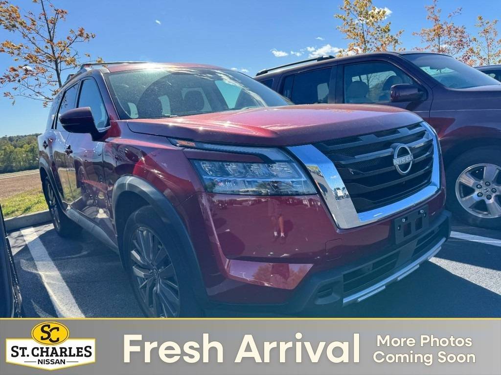 2023 Nissan Pathfinder SL — SUV — 30,601 mi — Saint Peters, MO