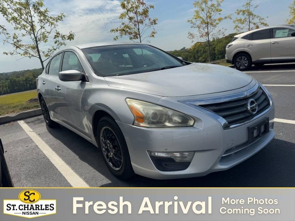 2013 Nissan Altima 2.5 — Sedan — 183,533 mi — Saint Peters, MO