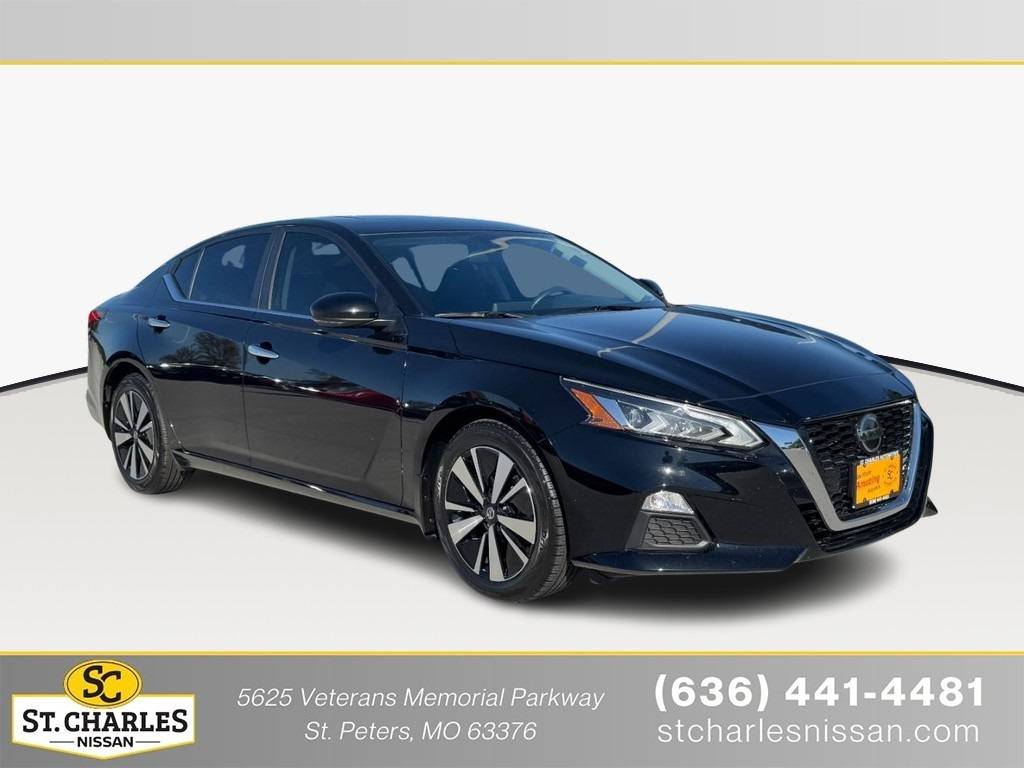 2022 Nissan Altima SV — Sedan — 48,977 mi — Saint Peters, MO