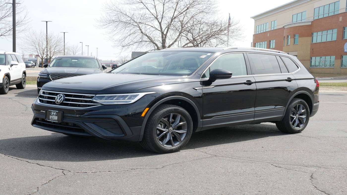 2024 Volkswagen Tiguan SE — SUV — 22,081 mi — Waite Park, MN
