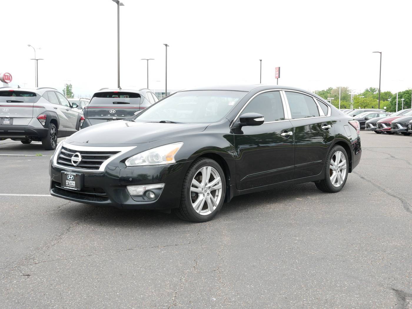 2015 Nissan Altima 3.5 SL — Sedan — 141,485 mi — Waite Park, MN
