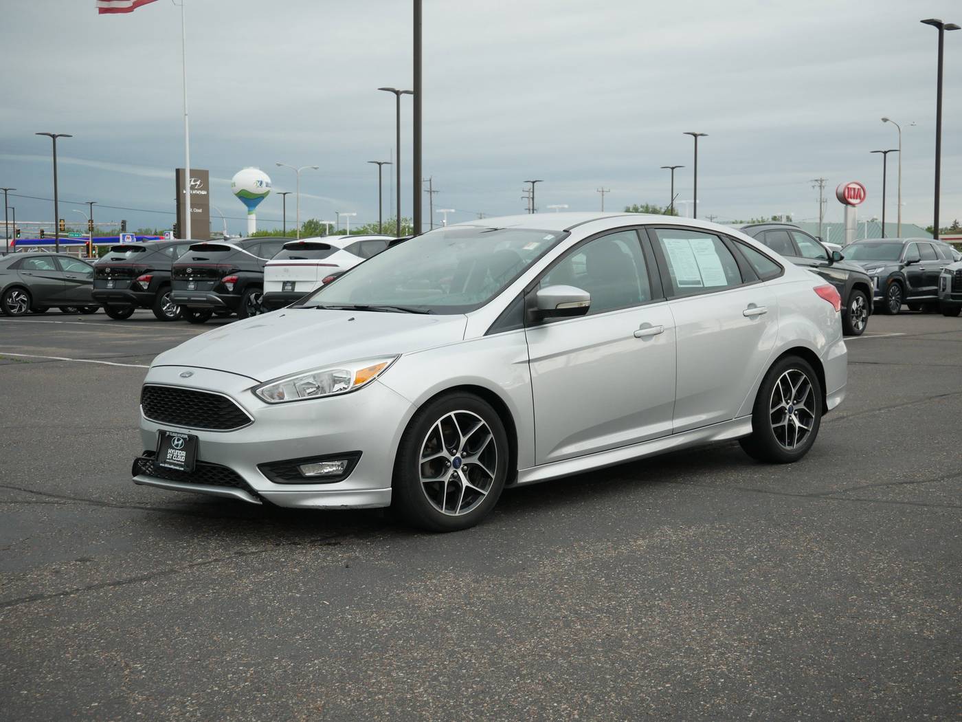 2015 Ford Focus SE — Sedan — 119,250 mi — Waite Park, MN