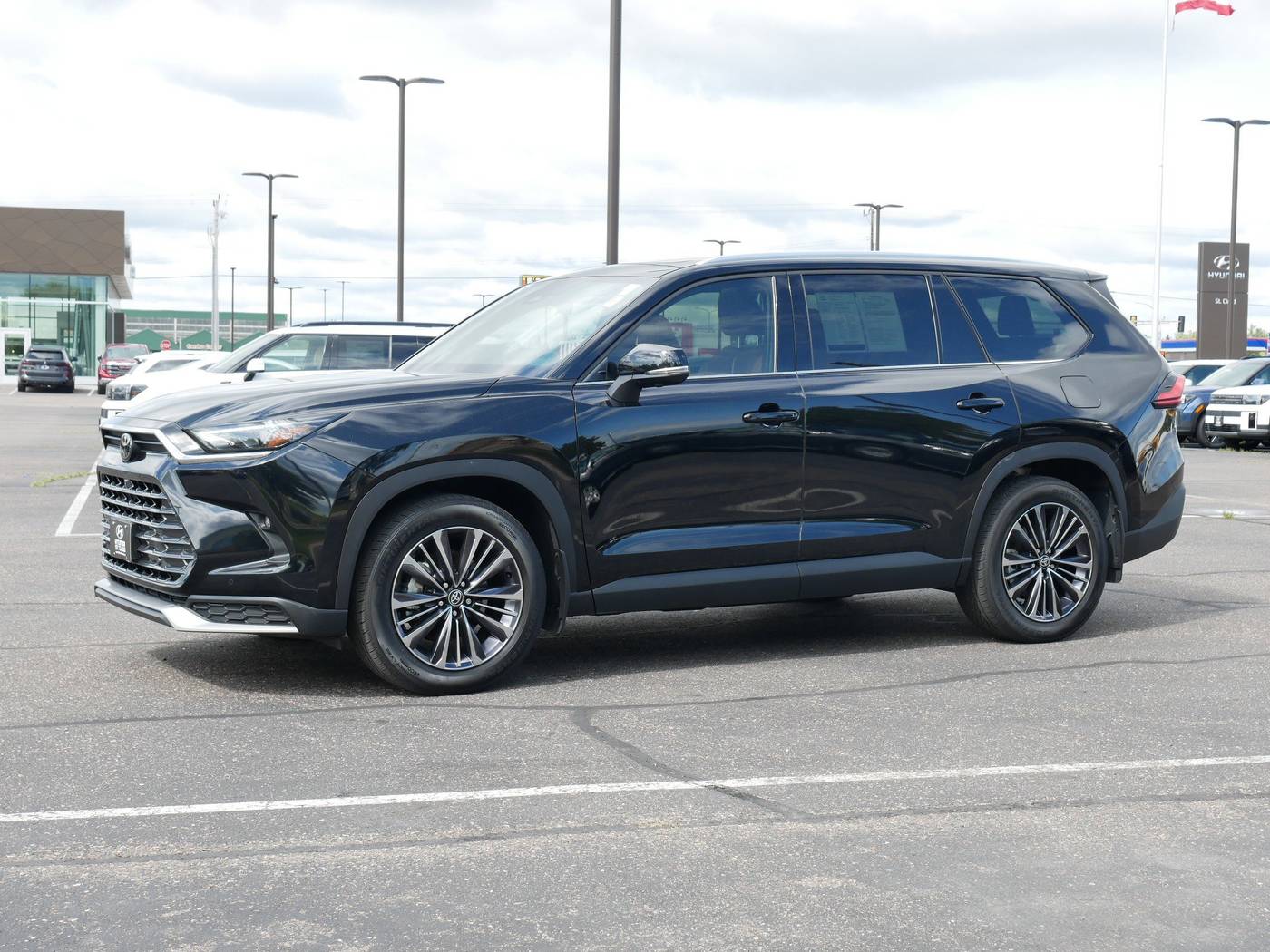 2024 Toyota Grand Highlander Hybrid MAX Limited — SUV — 16,962 mi — Waite Park, MN