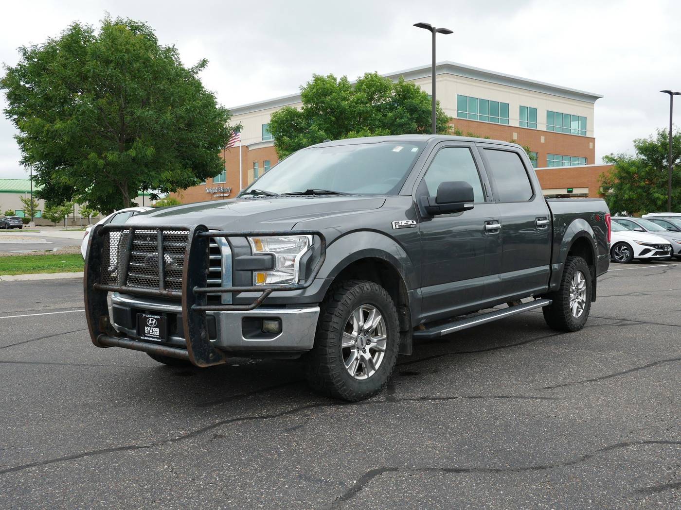 2017 Ford F-150 XL — Pickup Truck — 193,676 mi — Waite Park, MN