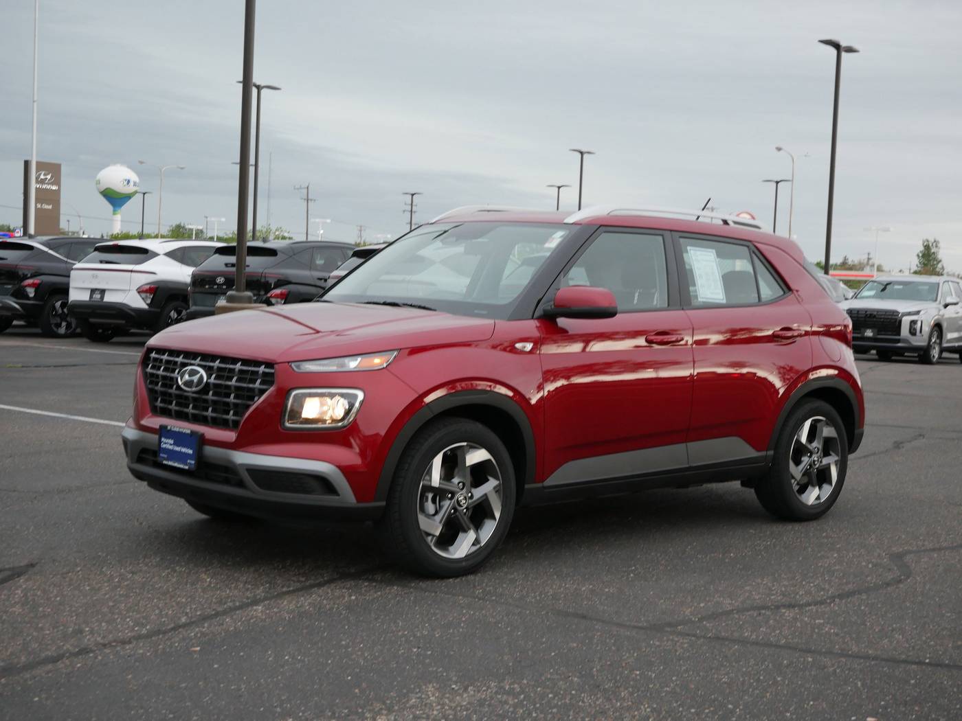2025 Hyundai Venue SEL — SUV — 3,851 mi — Waite Park, MN