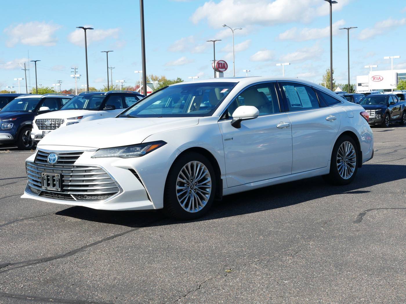 2020 Toyota Avalon Hybrid Limited — Sedan — 152,405 mi — Waite Park, MN