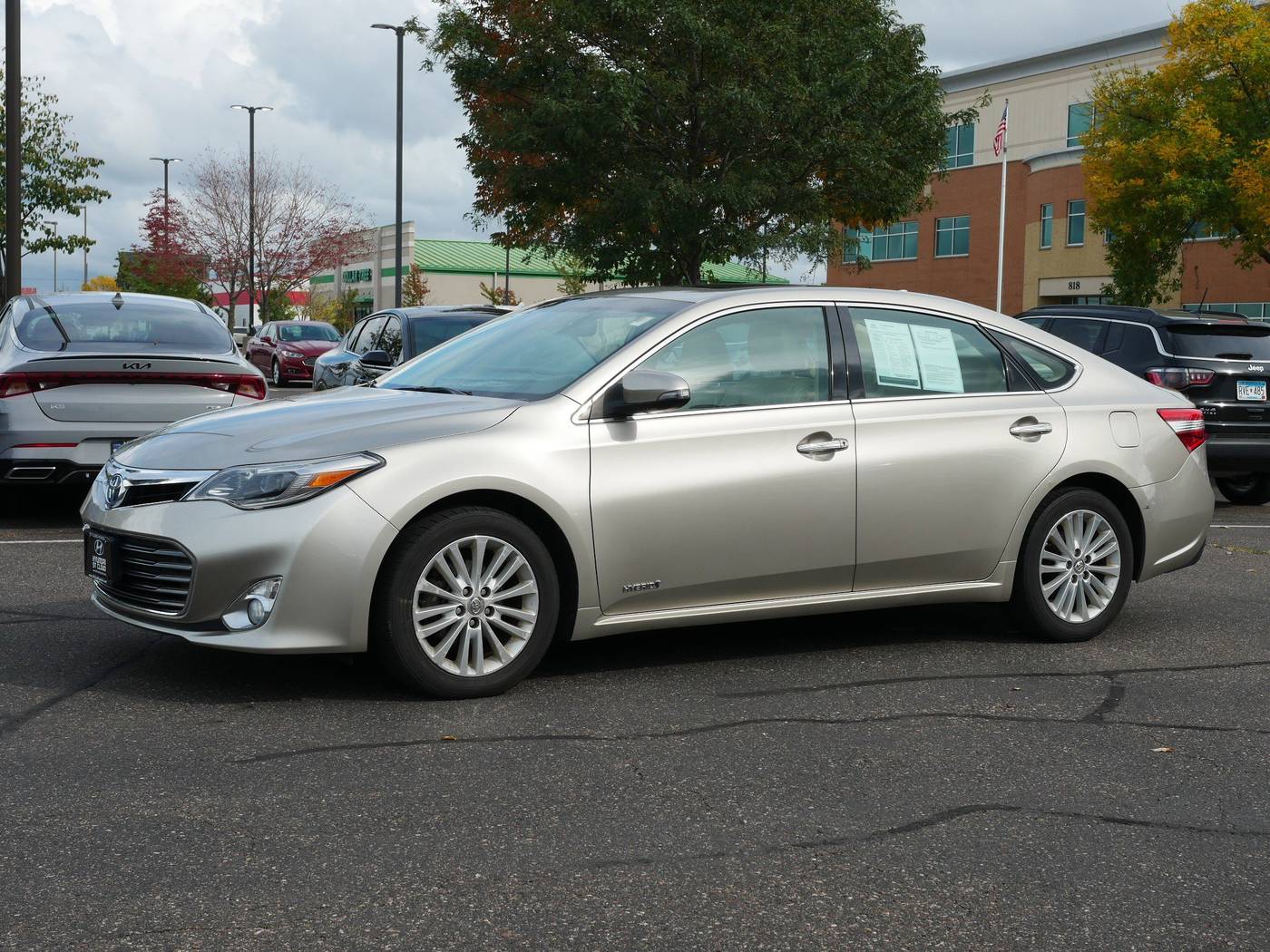 2013 Toyota Avalon Hybrid Limited — Sedan — 162,604 mi — Waite Park, MN