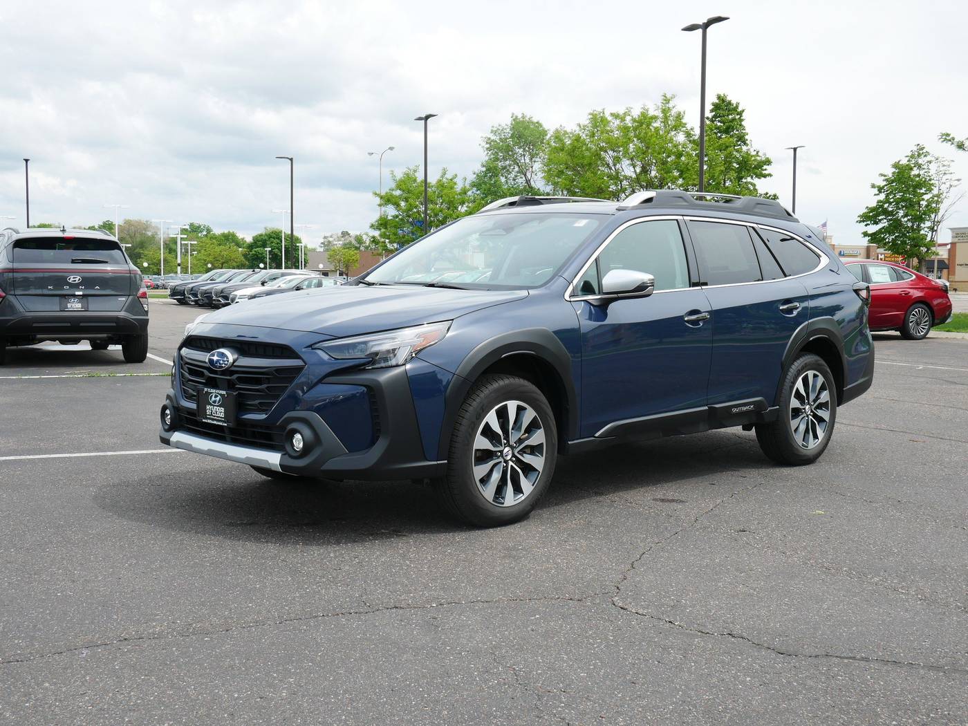 2024 Subaru Outback Touring — SUV — 17,036 mi — Waite Park, MN