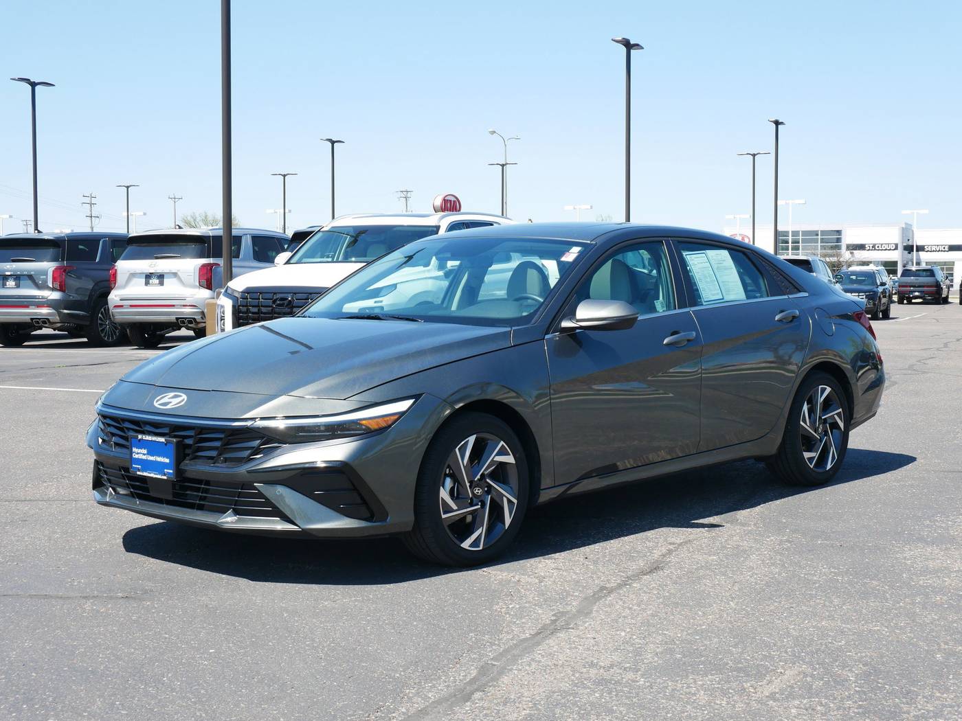 2024 Hyundai Elantra Hybrid Limited — Sedan — 6,445 mi — Waite Park, MN