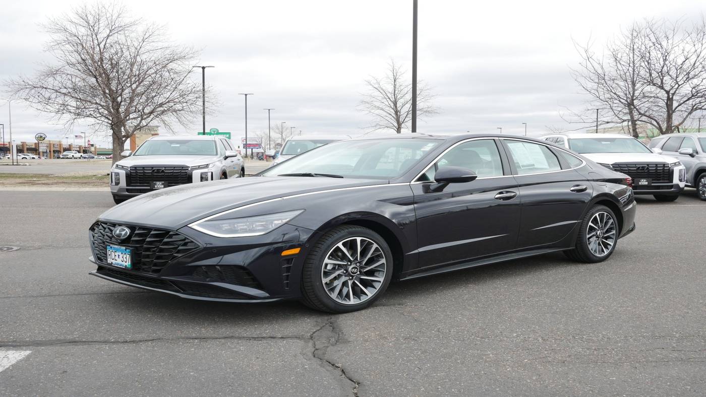 2023 Hyundai Sonata Limited — Sedan — 5,531 mi — Waite Park, MN