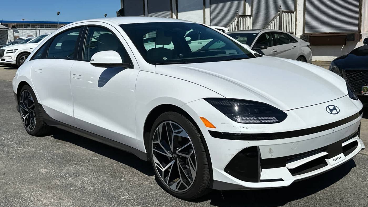 2023 Hyundai IONIQ 6 SEL — Sedan — 5,425 mi — Stamford, CT