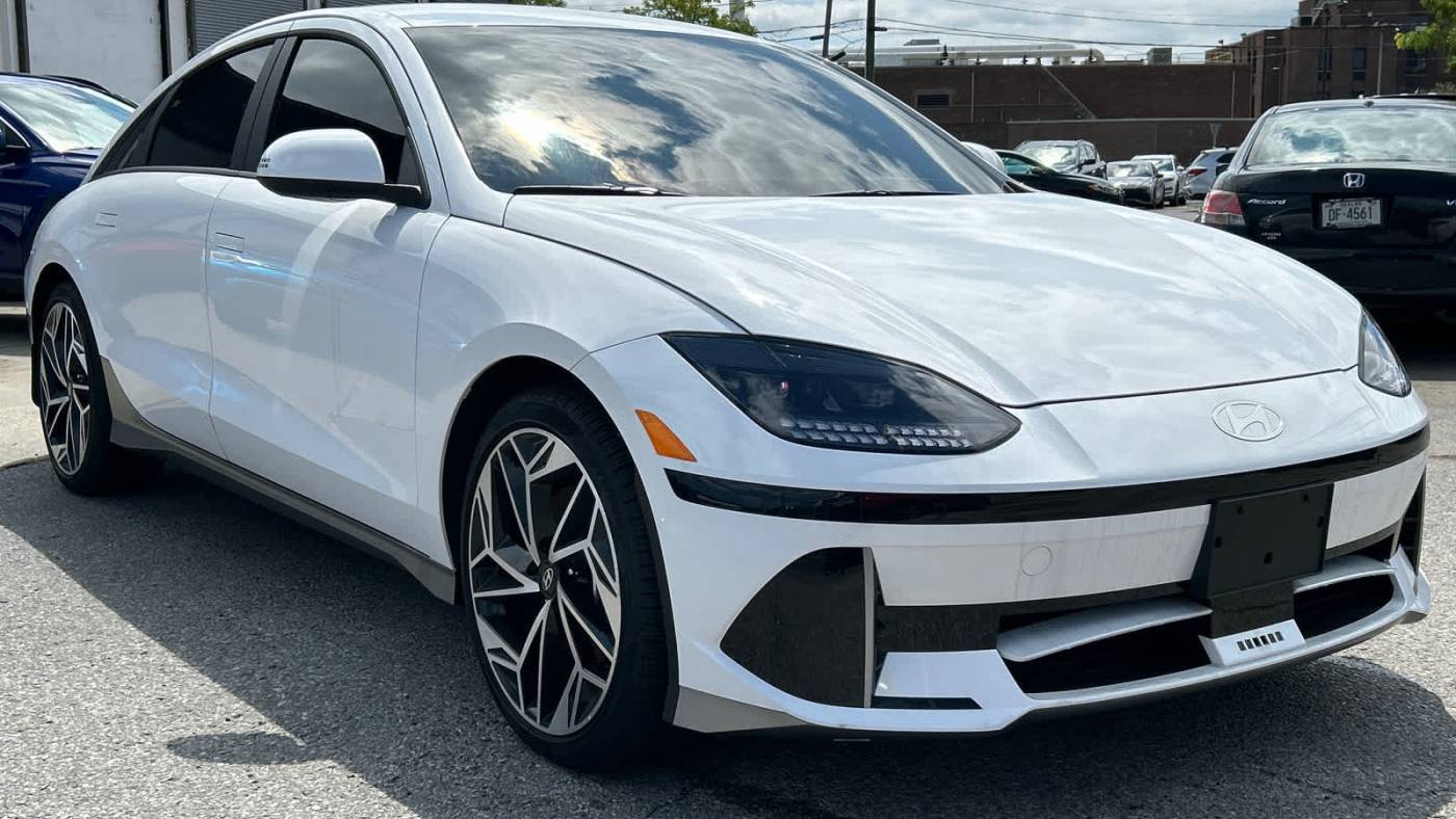 2023 Hyundai IONIQ 6 SEL — Sedan — 8,937 mi — Stamford, CT