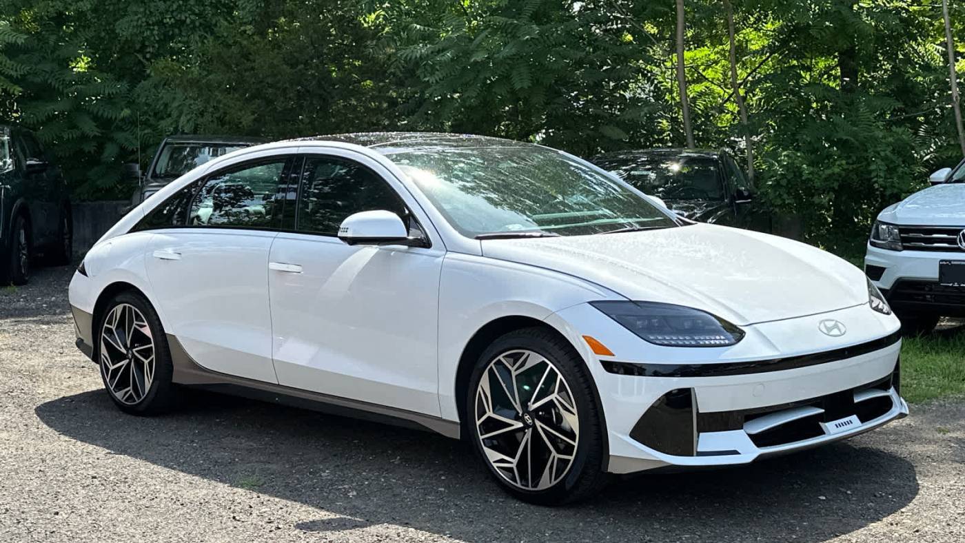 2023 Hyundai IONIQ 6 Limited — Sedan — 4,611 mi — Stamford, CT