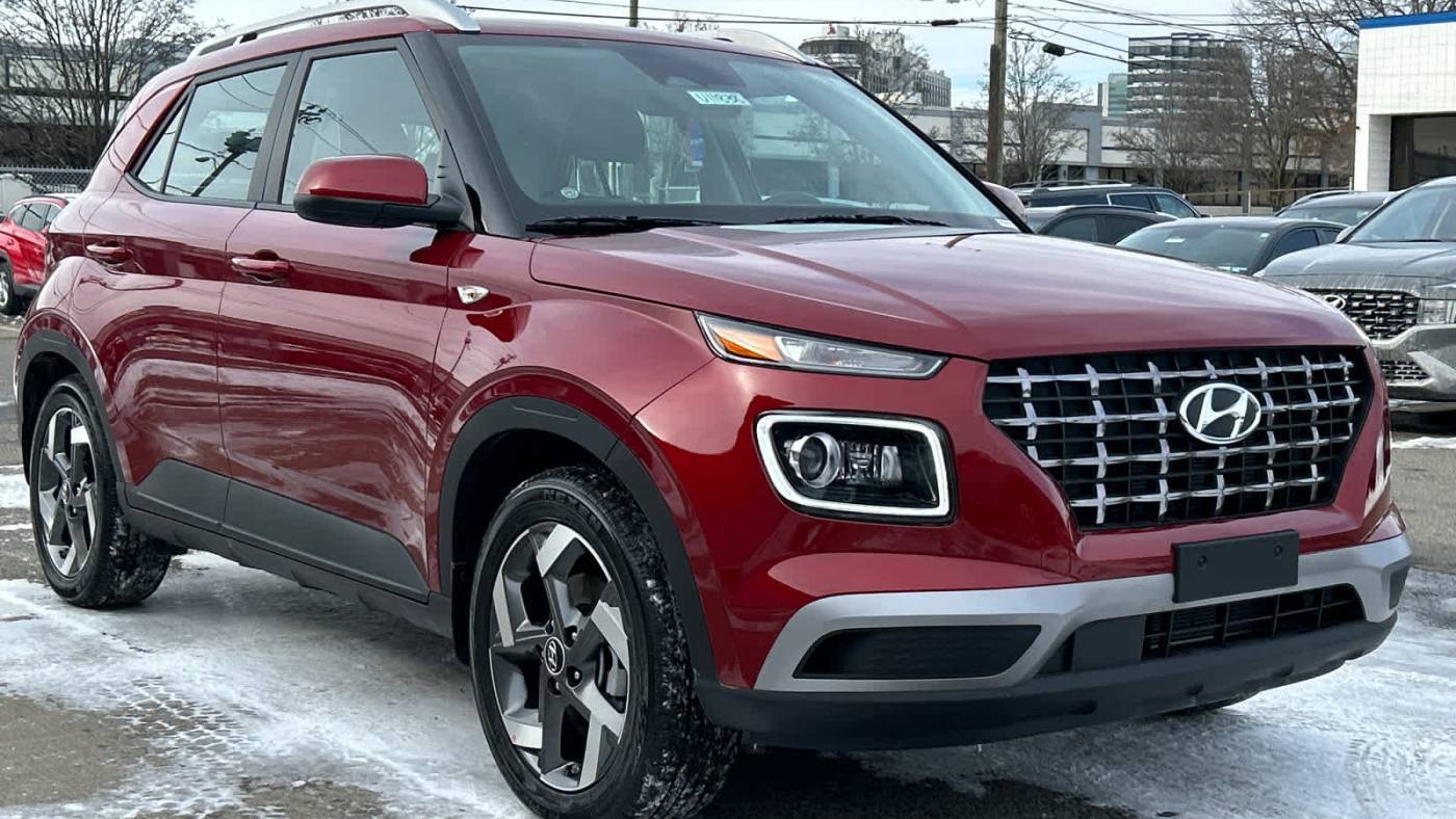 2024 Hyundai Venue Limited — SUV — 6,290 mi — Stamford, CT