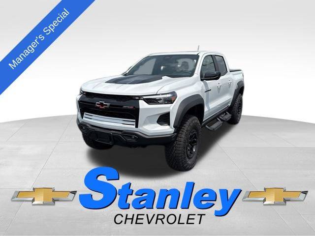 2024 Chevrolet Colorado ZR2 — Pickup Truck — 722 mi — McCordsville, IN