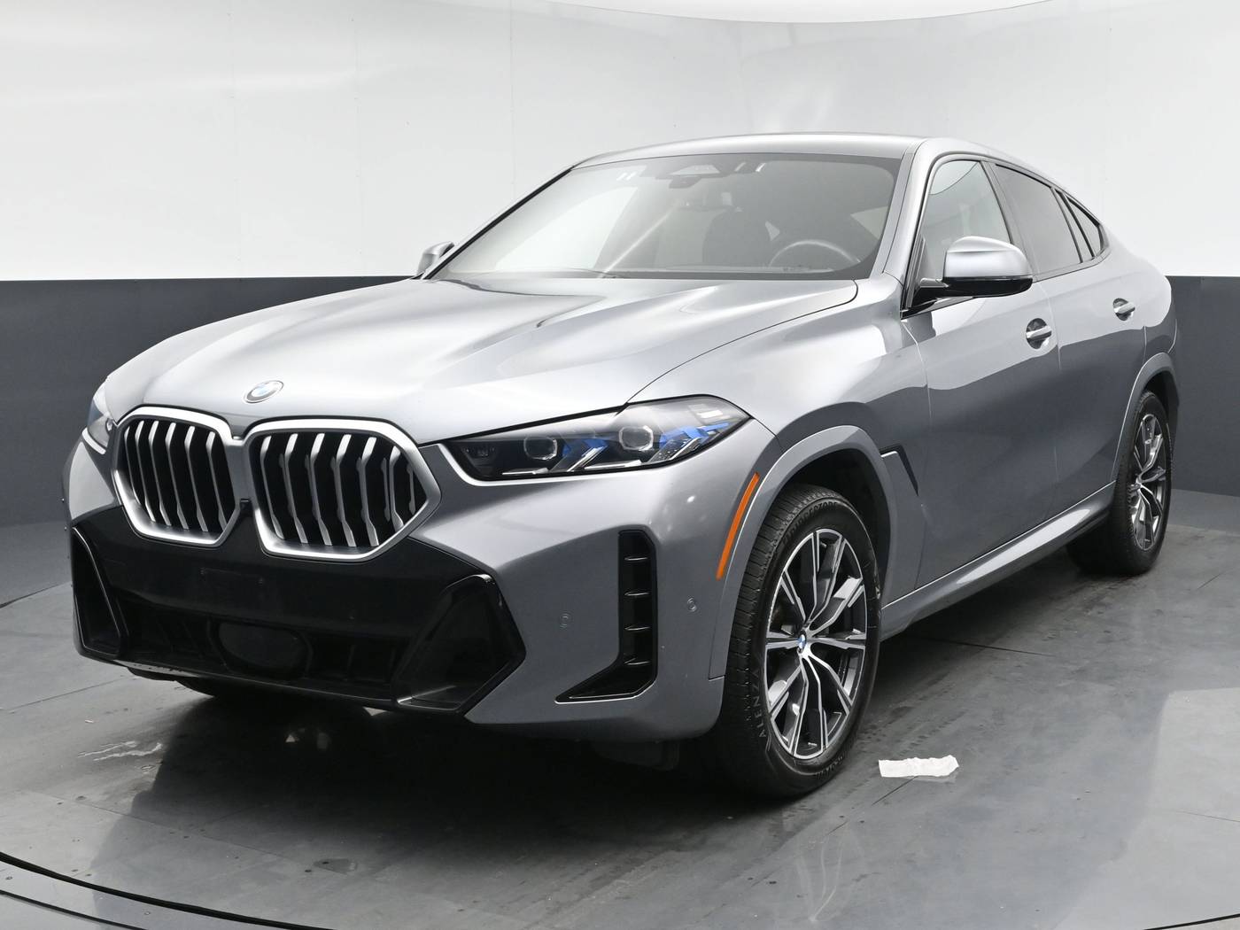 2025 BMW X6 40i — SUV — 37,231 mi — New Hyde Park, NY