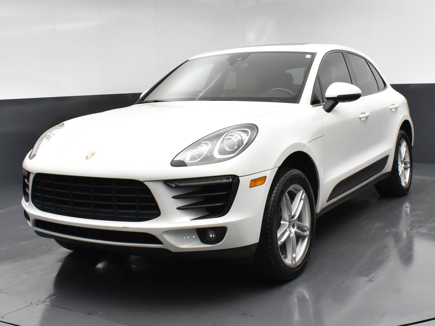 2018 Porsche Macan Standard — SUV — 82,358 mi — New Hyde Park, NY