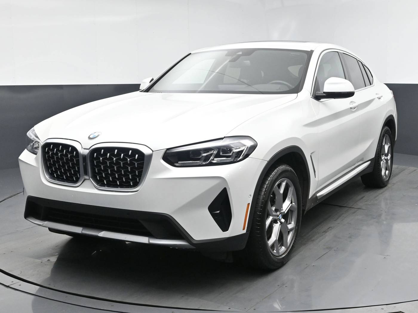 2024 BMW X4 30i — SUV — 33,602 mi — New Hyde Park, NY