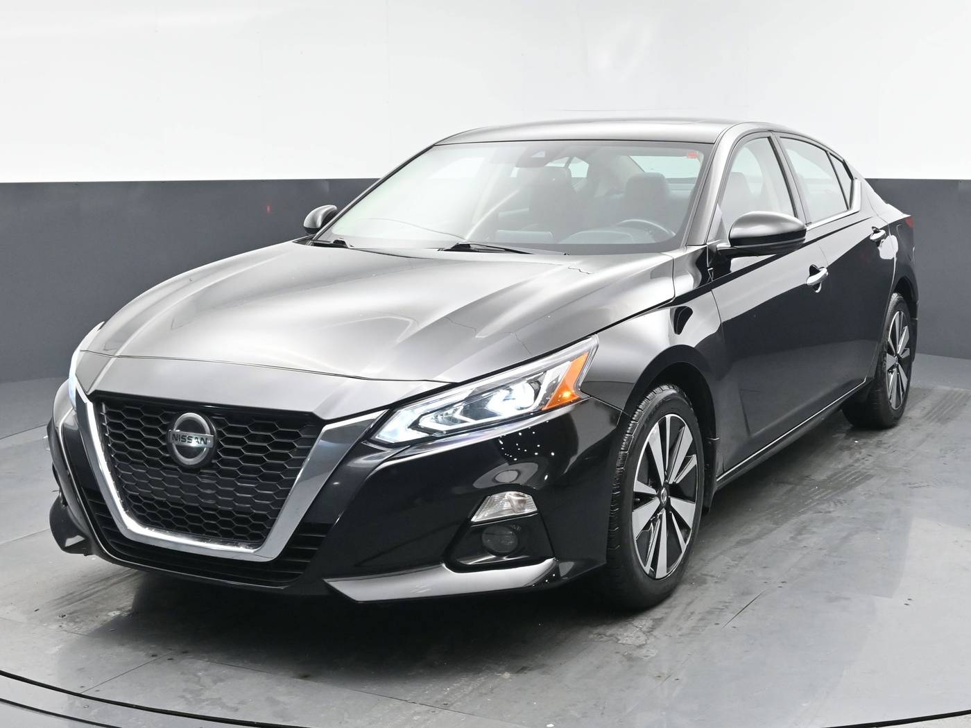 2019 Nissan Altima SV — Sedan — 45,951 mi — New Hyde Park, NY