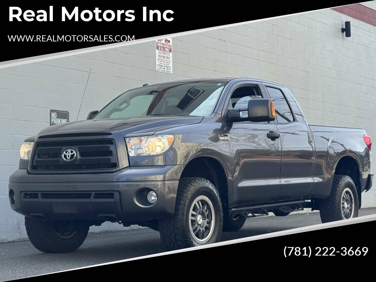 2011 Toyota Tundra Base — Pickup Truck — 202,758 mi — Arlington, MA
