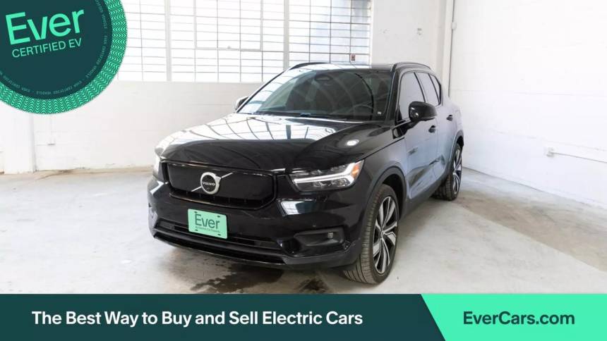 2021 Volvo XC40 Incentives, Specials & Offers in Fife WA